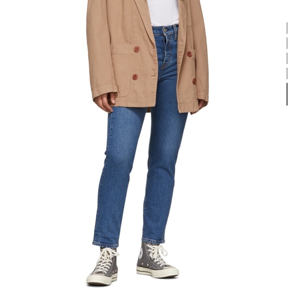 Levi’s Blue Wedgie Icon Fit Jeans - Picture 1 of 5